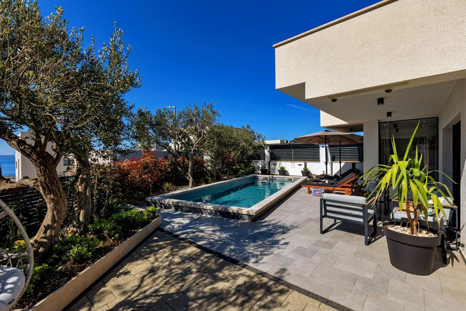 Festina Lente A Luxury In Makarska, Heated Pool